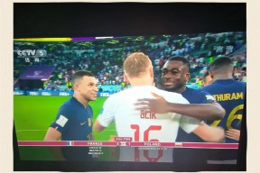 包含法国队不断突破！，姆巴佩连续七场比赛得分超过险胜观众掌声雷动的词条-开云下载