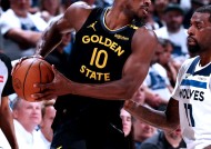 关于巴特勒重返赛场，险胜首场状态出色，掘金观众沸腾！比赛高潮迭起的信息-开云官网